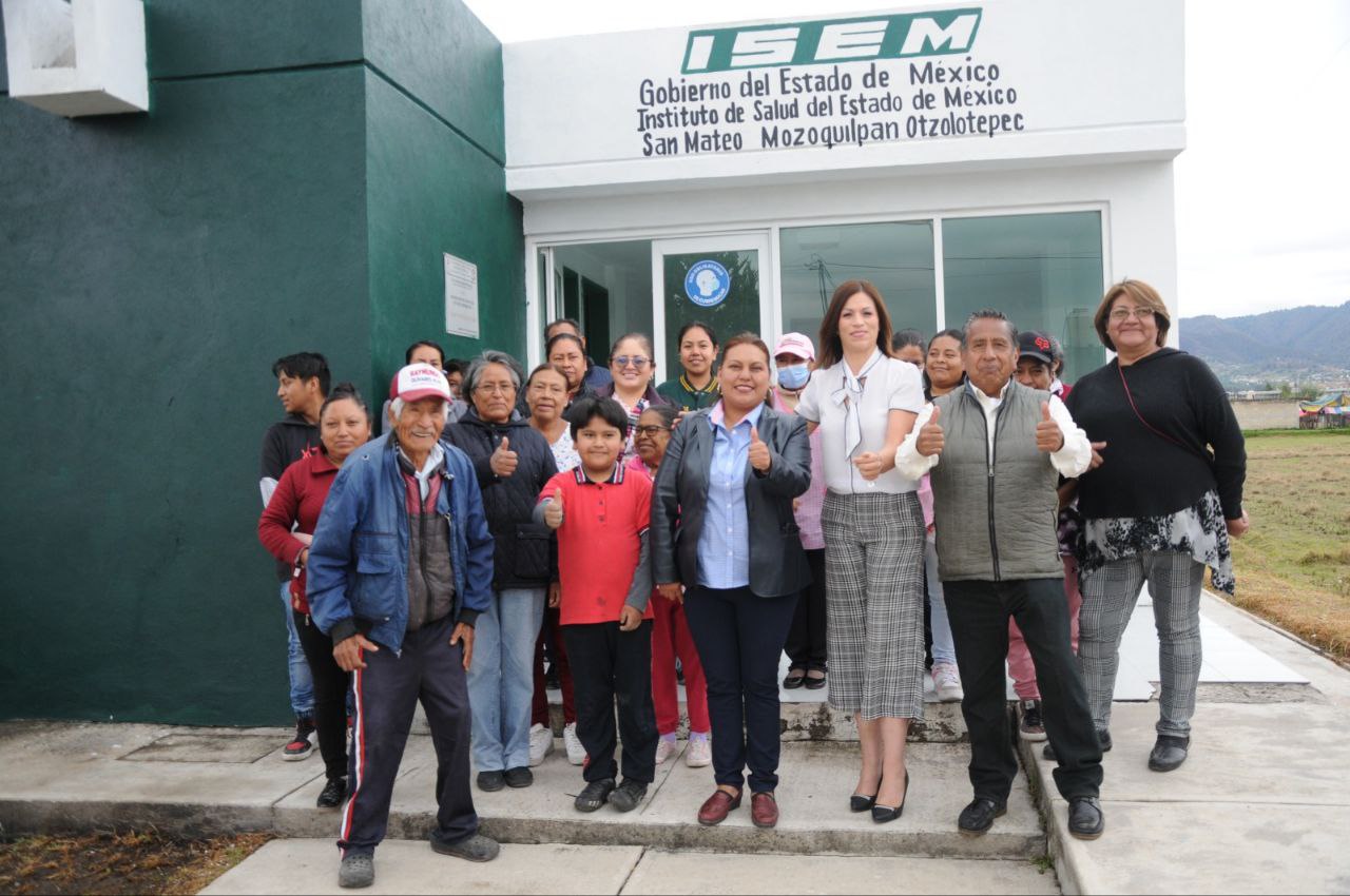 Erika Sevilla cumple con los vecinos de San Mateo Mozoquilpan